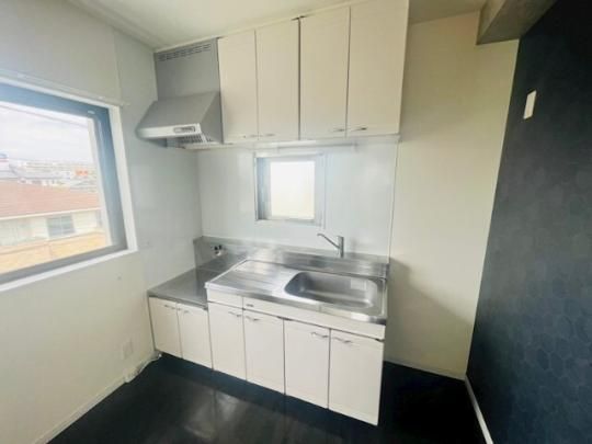 �y���̑��z�@�L�b�`��