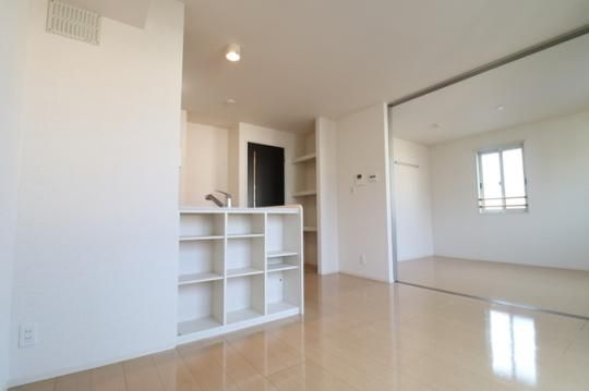 �y���̑��z�@301�@LDK