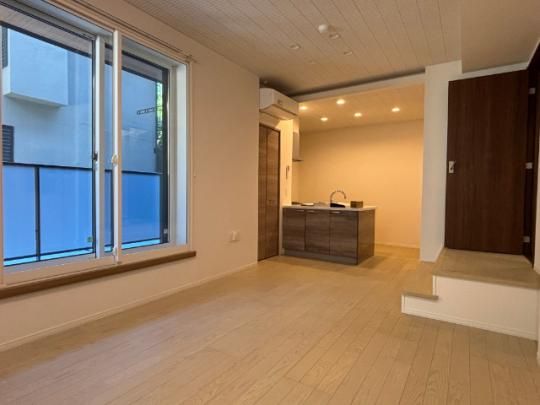 �y���̑��z�@���r���O