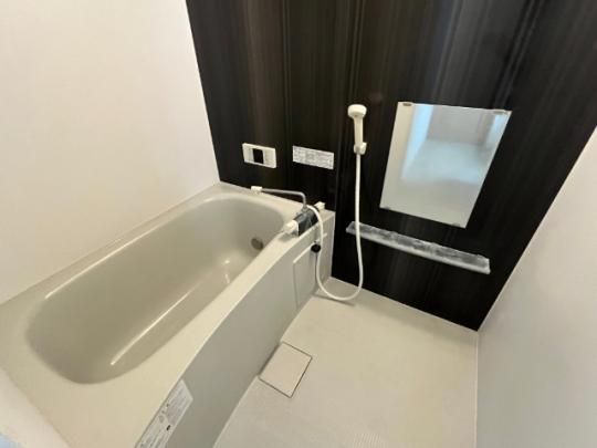 �y���̑��z�@�o�X�^�V�����[