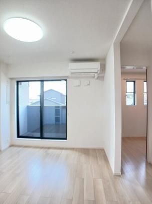 �y���̑��z�@���r���O