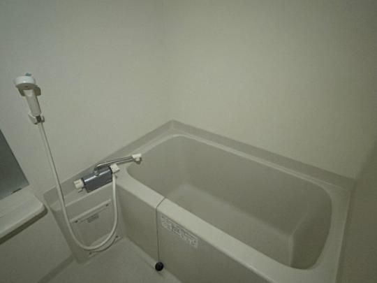 �y���̑��z�@�o�X�^�V�����[