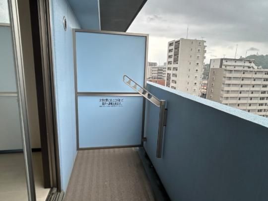 �y���̑��z�@�o���R�j�[