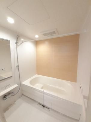 �y���̑��z�@�o�X�^�V�����[