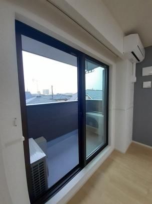 �y���̑��z�@�o���R�j�[