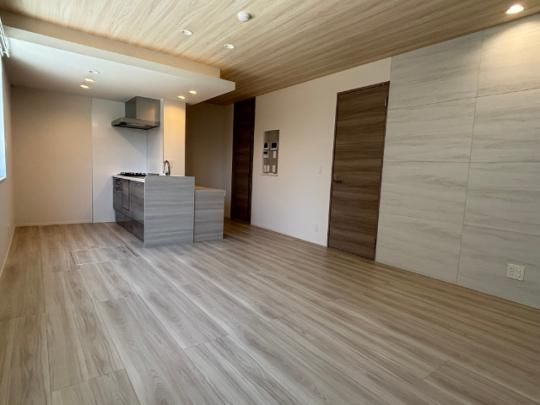 �y���̑��z�@���r���O