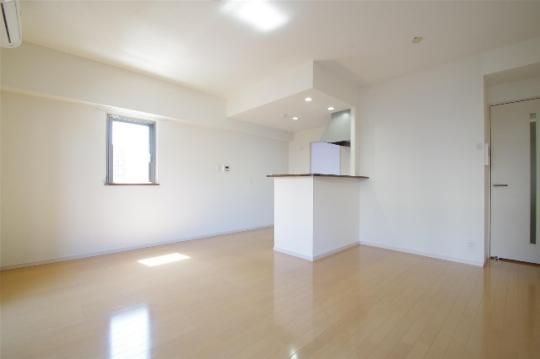 �y���̑��z�@���r���O