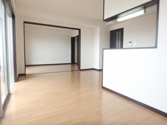 �y���̑��z�@���r���O