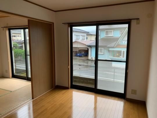 �y���̑��z�@���r���O