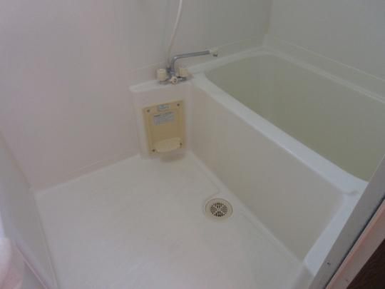 �y���̑��z�@�o�X�^�V�����[