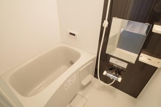 �y���̑��z�@�o�X�^�V�����[