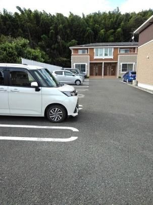 �y���̑��z�@���ԏ�