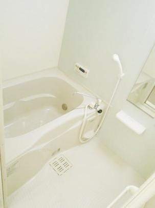 �y���̑��z�@�o�X�^�V�����[