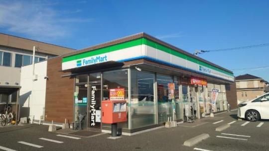 �y���Ӂz�@�t�@�~���[�}�[�g���X�F620m