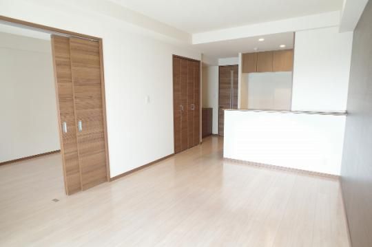 �y���̑��z�@���r���O