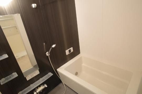 �y���̑��z�@�o�X�^�V�����[