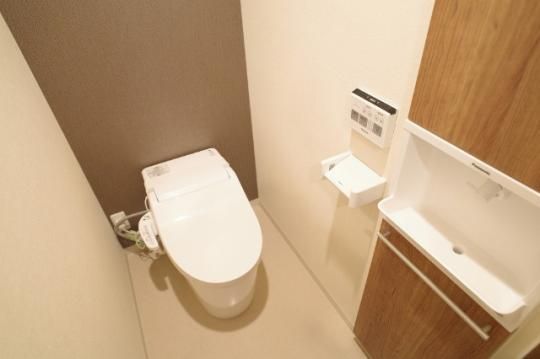 �y���̑��z�@�g�C��