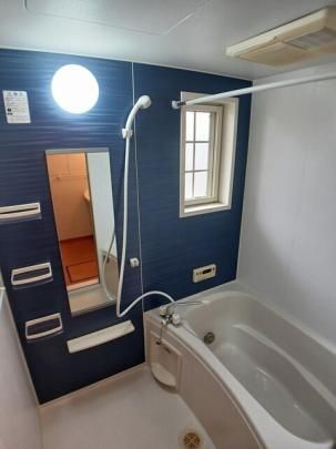 �y���̑��z�@�o�X�^�V�����[