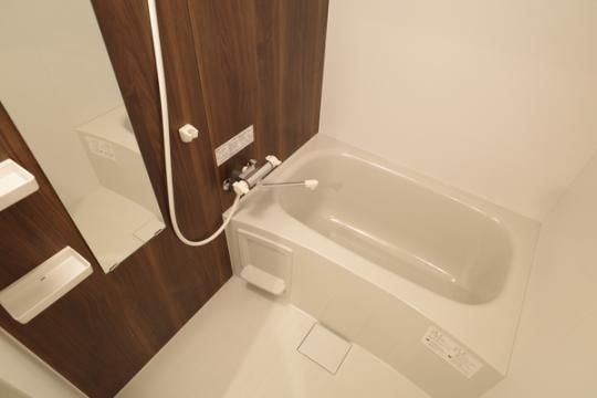 �y���̑��z�@�o�X�^�V�����[