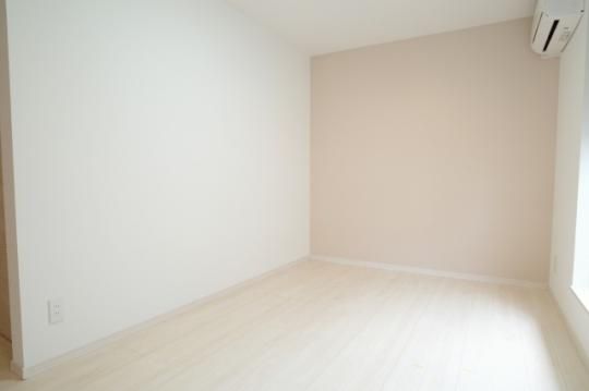 �y���̑��z�@���r���O