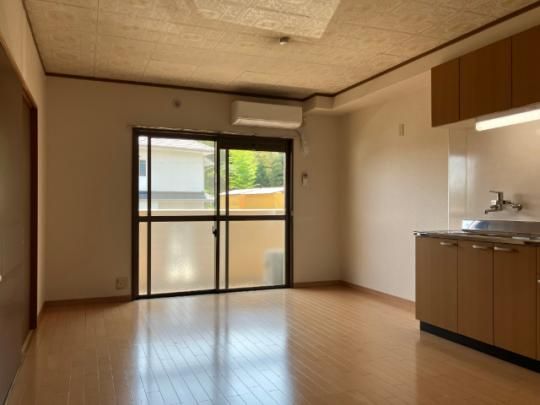 �y���̑��z�@���r���O