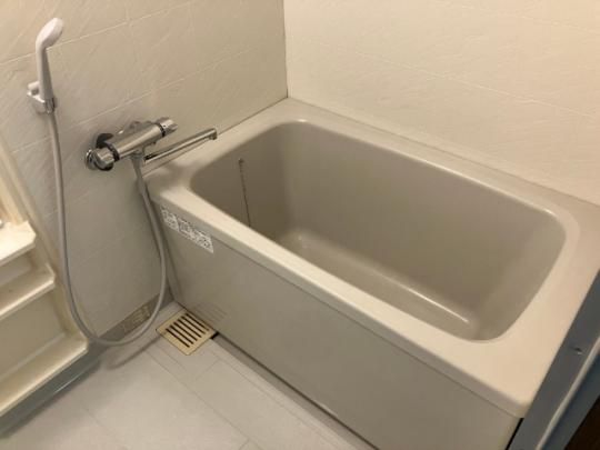 �y���̑��z�@�o�X�^�V�����[