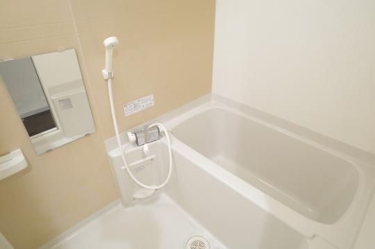 �y���̑��z�@�o�X�^�V�����[