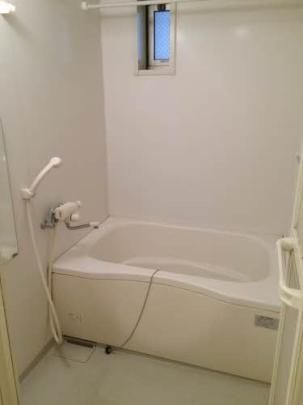 �y���̑��z�@�o�X�^�V�����[