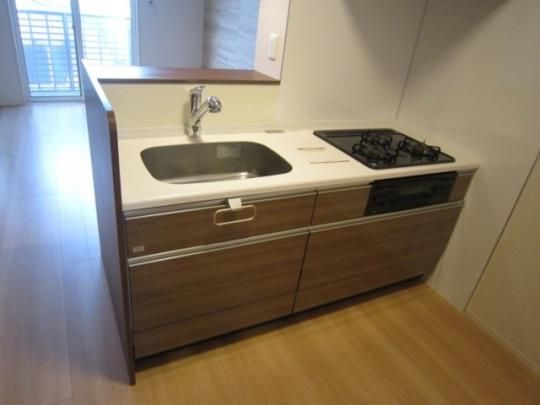 �y���̑��z�@201�L�b�`��