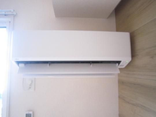 �y���̑��z�@201�G�A�R��