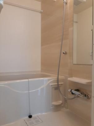 �y���̑��z�@�o�X�^�V�����[