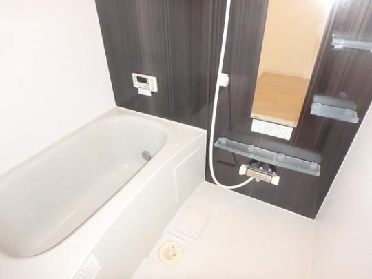 �y���̑��z�@�o�X�^�V�����[