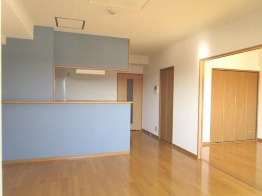 �y���̑��z�@���r���O