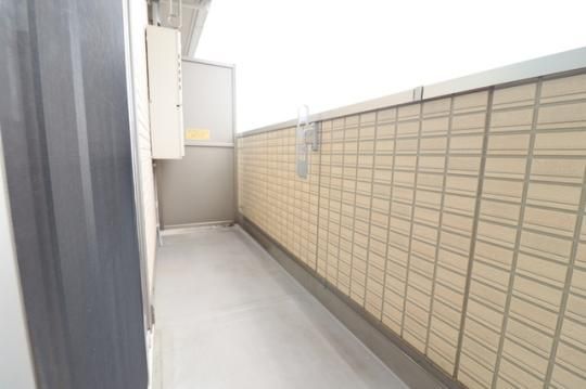 �y���̑��z�@�o���R�j�[�@302