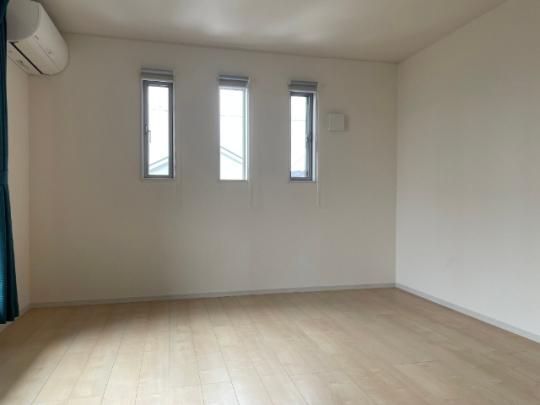 �y���̑��z�@���r���O