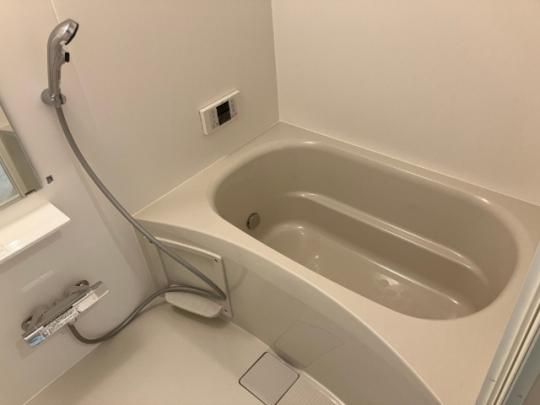 �y���̑��z�@�o�X�^�V�����[