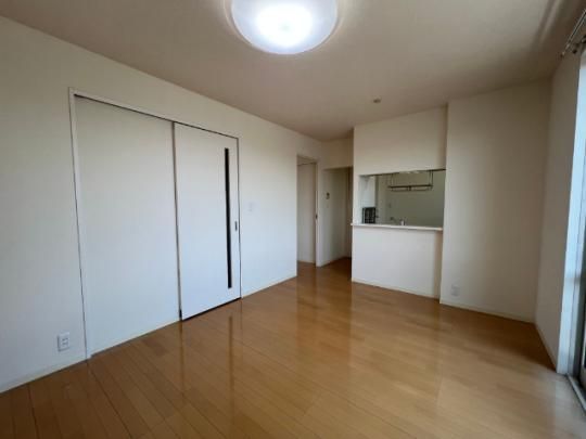 �y���̑��z�@���r���O