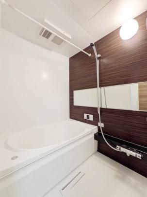 �y���̑��z�@�o�X�^�V�����[