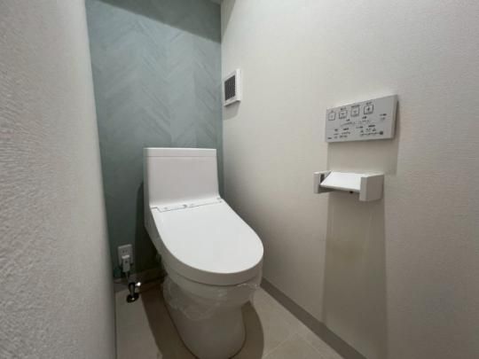 �y���̑��z�@�g�C��