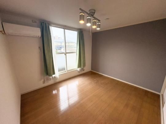 �y���̑��z�@���r���O