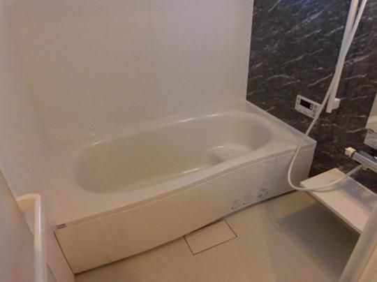�y���̑��z�@�o�X�^�V�����[