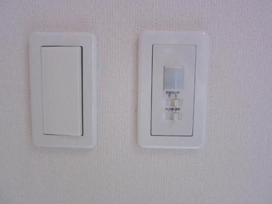 �y���̑��z�@�l���Z���T�[�t��