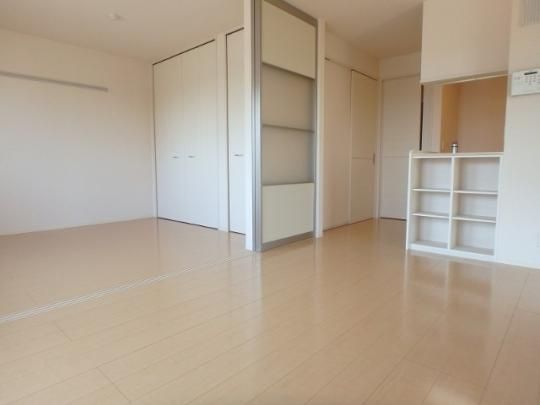 �y���̑��z�@���r���O