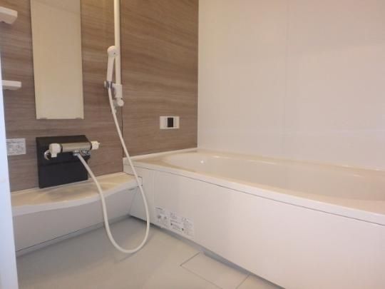 �y���̑��z�@�o�X�^�V�����[