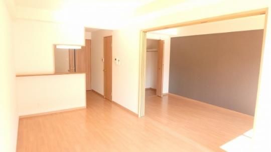 �y���̑��z�@���r���O