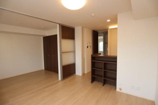 �y���̑��z�@102�@���r���O