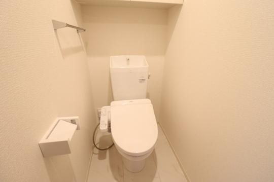 �y���̑��z�@203�g�C��