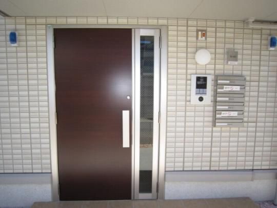 �y�����O�ρz�@�G���g�����X������I�[�g���b�N