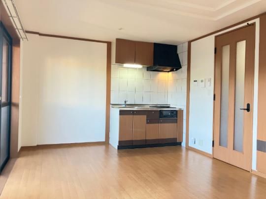 �y���̑��z�@���r���O