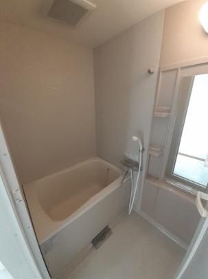 �y���̑��z�@�o�X�^�V�����[